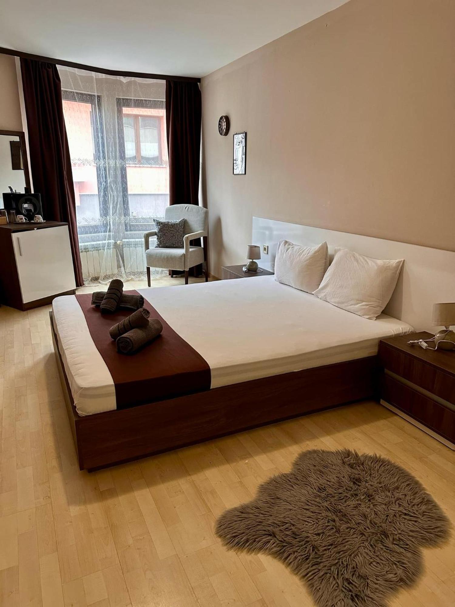 Hotel Oppium Restaurant & Garden Русе Екстериор снимка